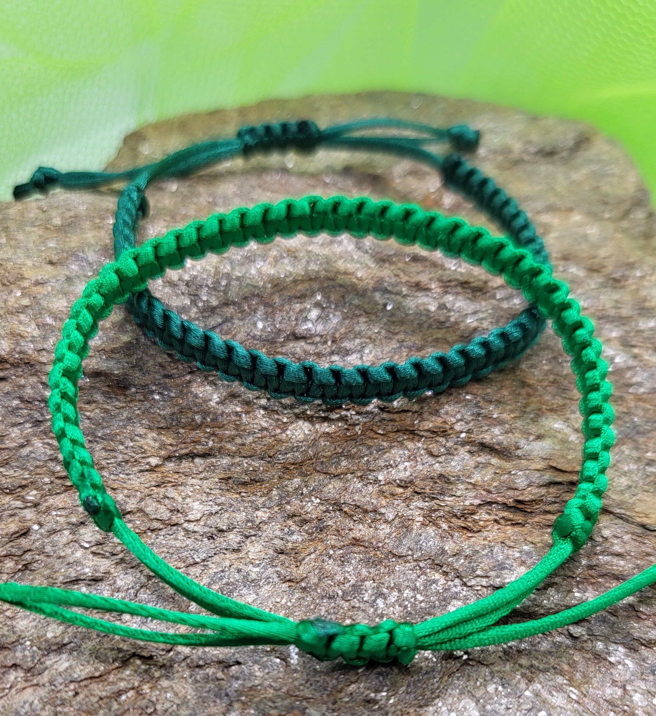 Symphonie Émeraude Duo de Bracelets Macramé Vert et Vert Foncé